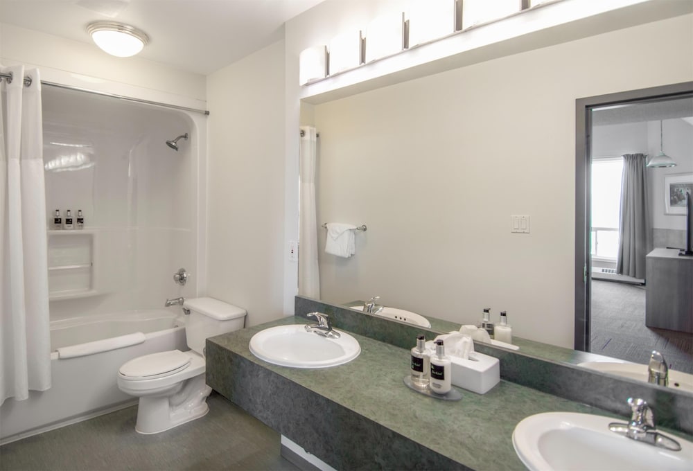 Фото Econo Lodge & Suites Hinton