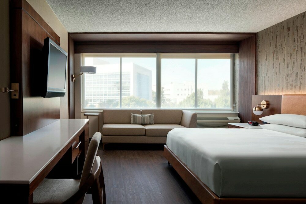 Фото Fullerton Marriott at California State University
