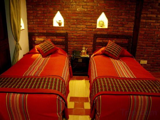 Фото Temple House