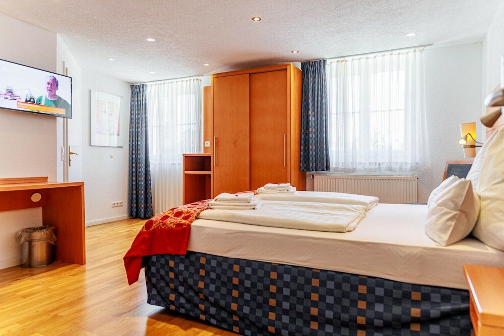 Фото Bodensee-Hotel Kreuz