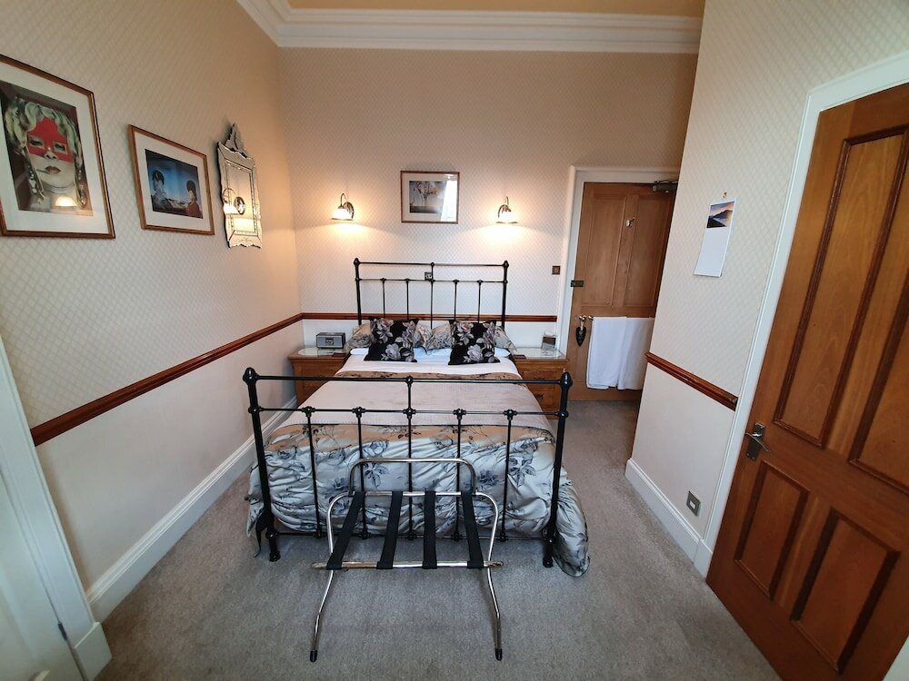 Фото Lauderville Guest House