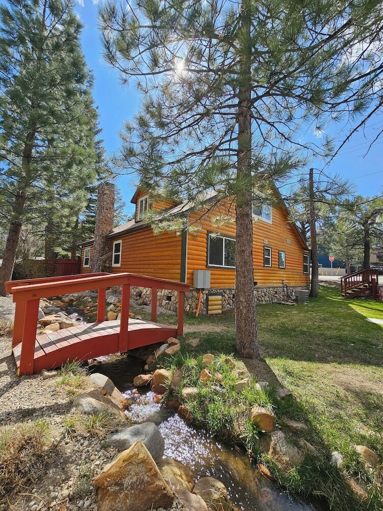 Фото Big Bear Frontier