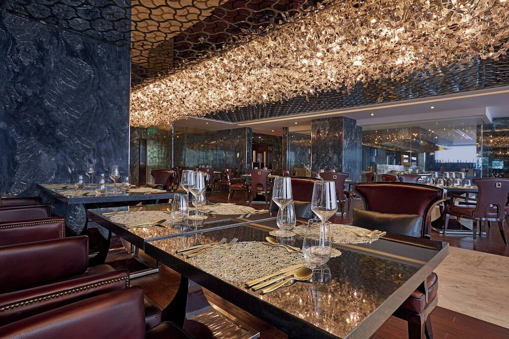 Фото Renaissance Dhaka Gulshan Hotel