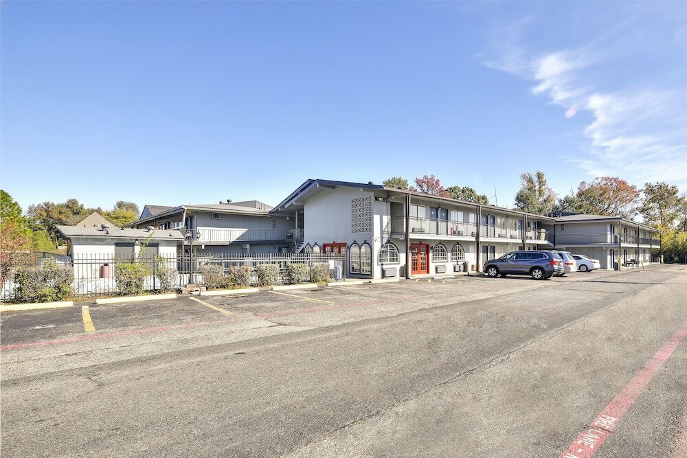 Фото Oyo Hotel Shreveport Airport North