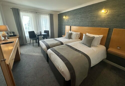 Гостиница Stradey Park Hotel в Уэльсе