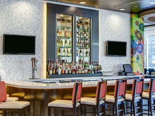 Гостиница Cambria Hotel White Plains - Downtown в Уайт Плейнс