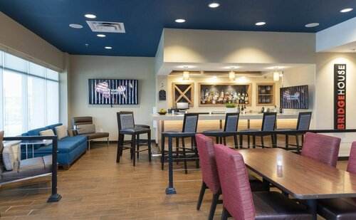 Гостиница TownePlace Suites by Marriott Louisville North в Кларксвилле