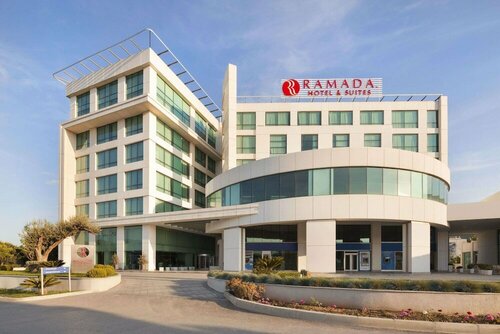 Гостиница Ramada Hotel & Suites by Wyndham Izmir Kemalpasa в Саруханлы