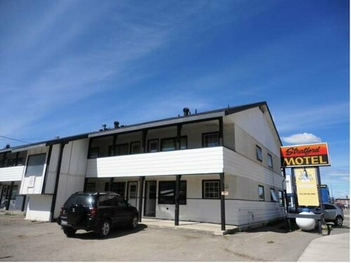 Гостиница Stratford Motel в Уайтхорс