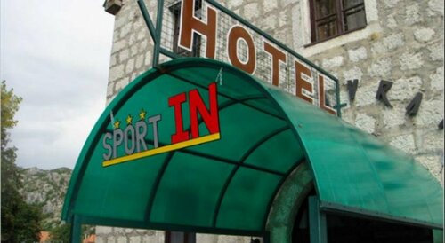 Гостиница Hotel Sport In в Цетине