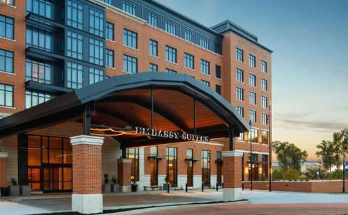 Гостиница Embassy Suites by Hilton South Bend at Notre Dame в Саут-Бенде