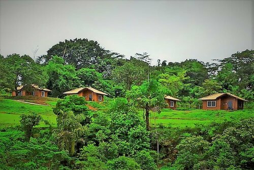 Kadumane Hills Resorts