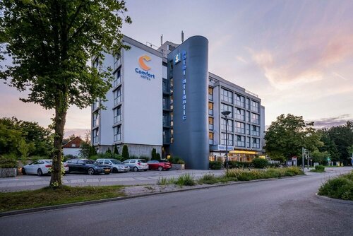 Гостиница Comfort Hotel Atlantic Muenchen Sued в Оттобрунне