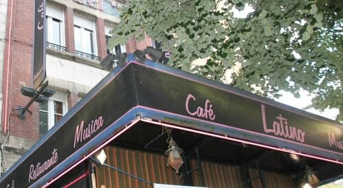 Гостиница Latino Café в Реймсе