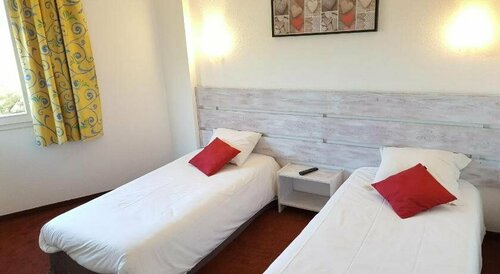 Гостиница Hôtel Les Ecrins в Лез-Оре
