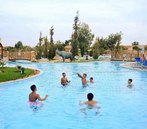 Гостиница Pickalbatros Jungle Aqua Park в Хургаде