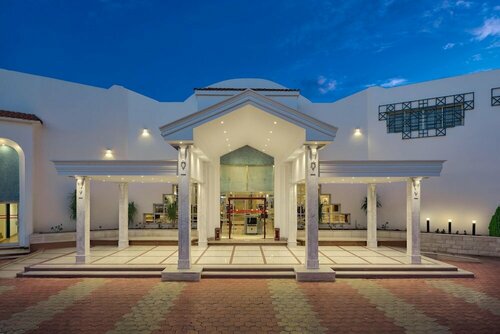 Гостиница Dreams Beach Resort Sharm El Sheikh в Шарм-эль-Шейхе