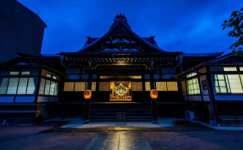 Гостиница Temple Hotel Takayama Zenkoji в Такаяме