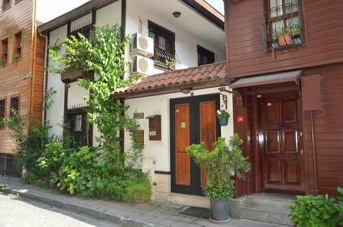 Villa Sphendone Suites