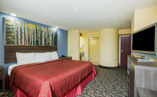 Гостиница Days Inn by Wyndham Blue Springs в Индепенденсе