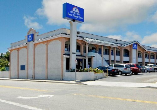 Гостиница Americas Best Value Inn Corona в Короне