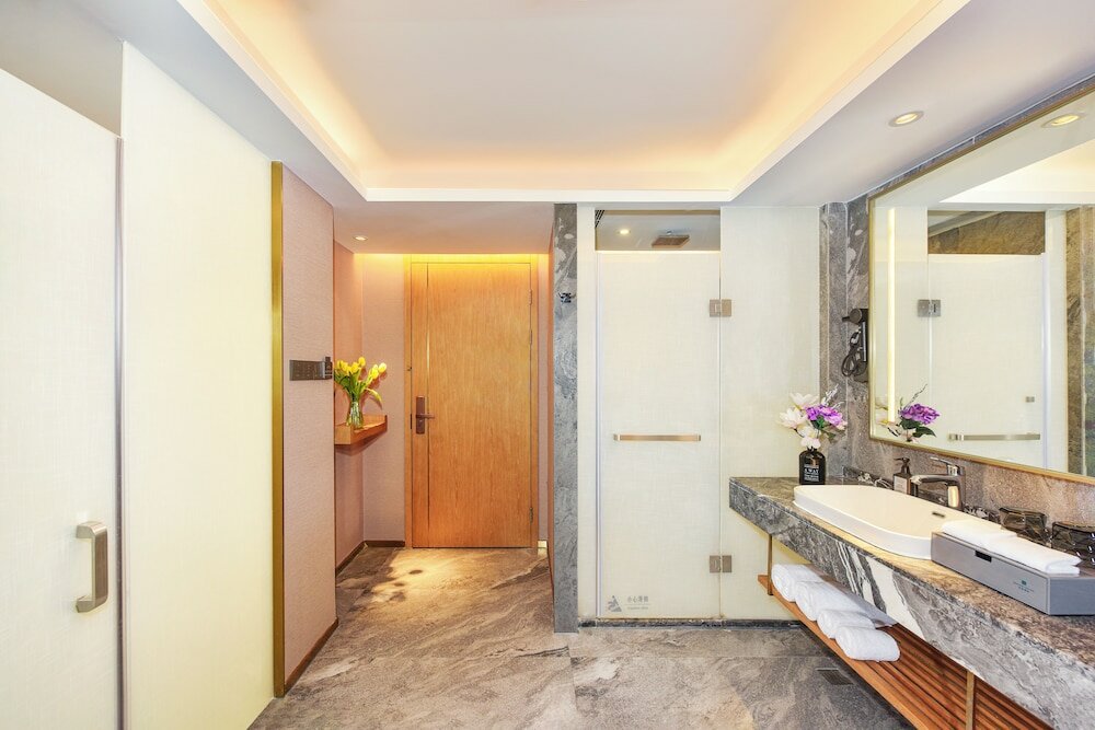 Фото Royce Hotel Shenzhen