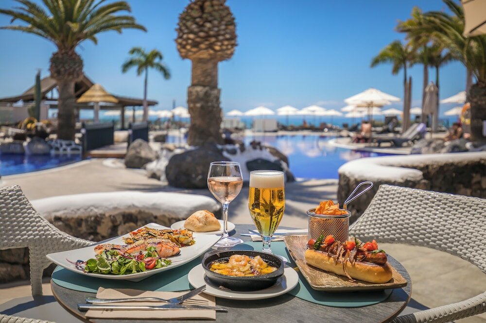 Фото Barceló Santiago