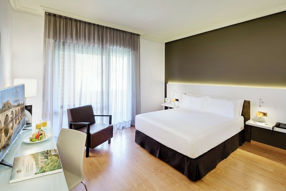 Фото Sercotel Gran Hotel Zurbarán