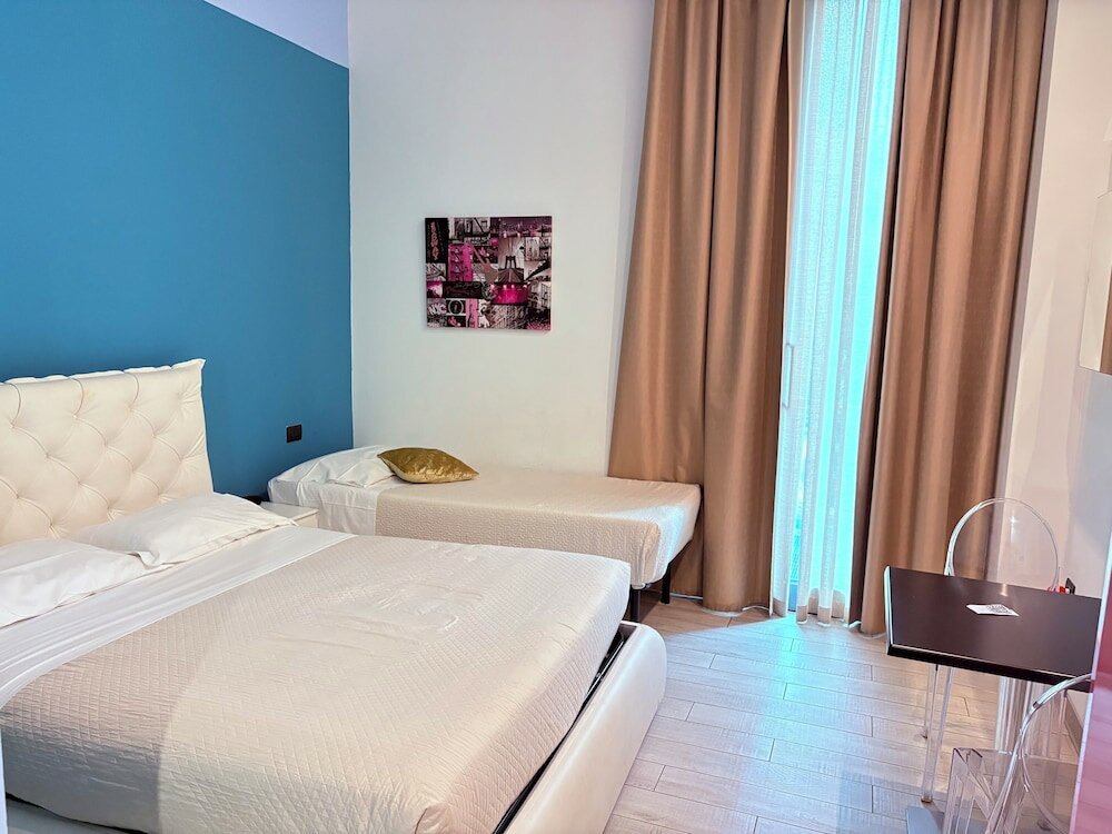 Фото Blue Shades Aparthotel