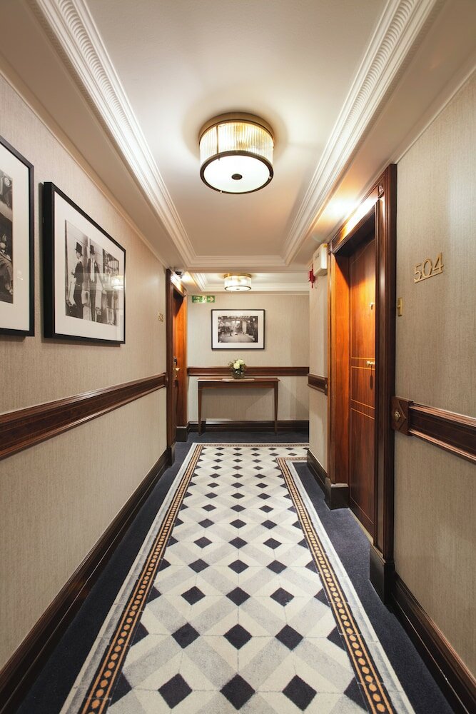 Фото The Rathbone Hotel, Fitzrovia