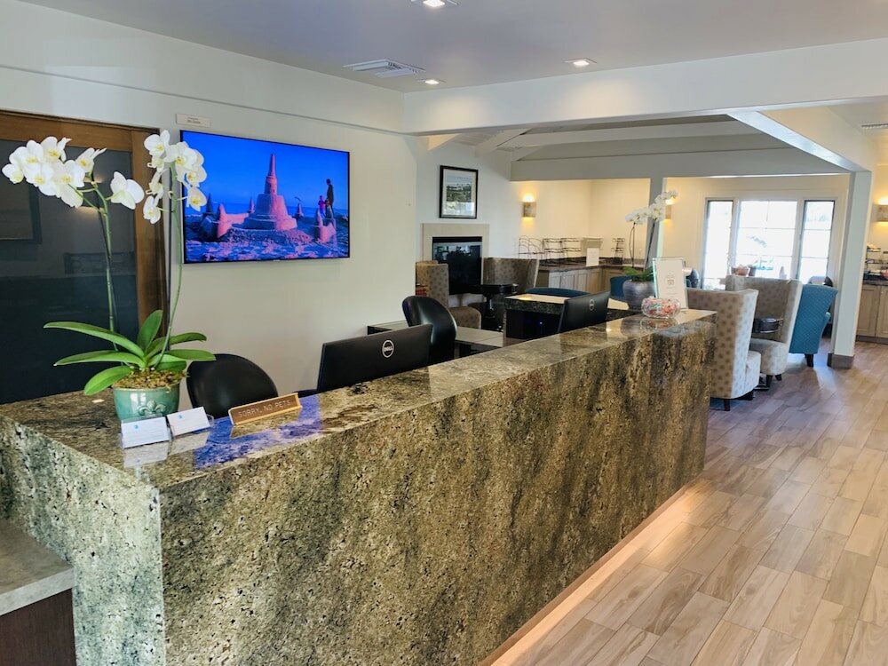 Фото Franciscan Inn & Suites