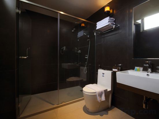 Фото Palm Hotel Ipoh