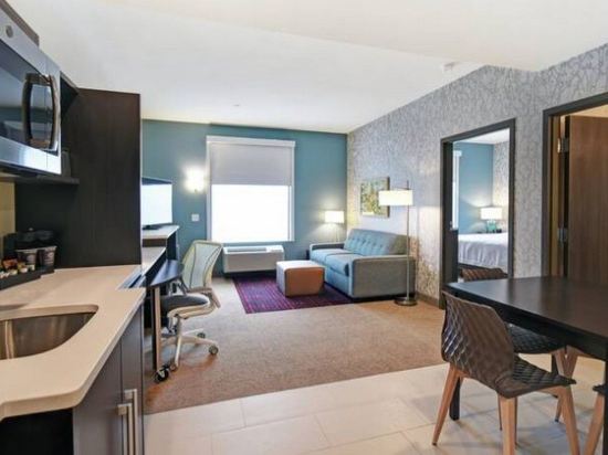 Фото Hampton Inn Beloit