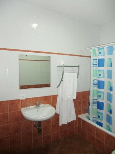 Гостиница Hostal Villa в Чиклана-де-ла-Фронтере