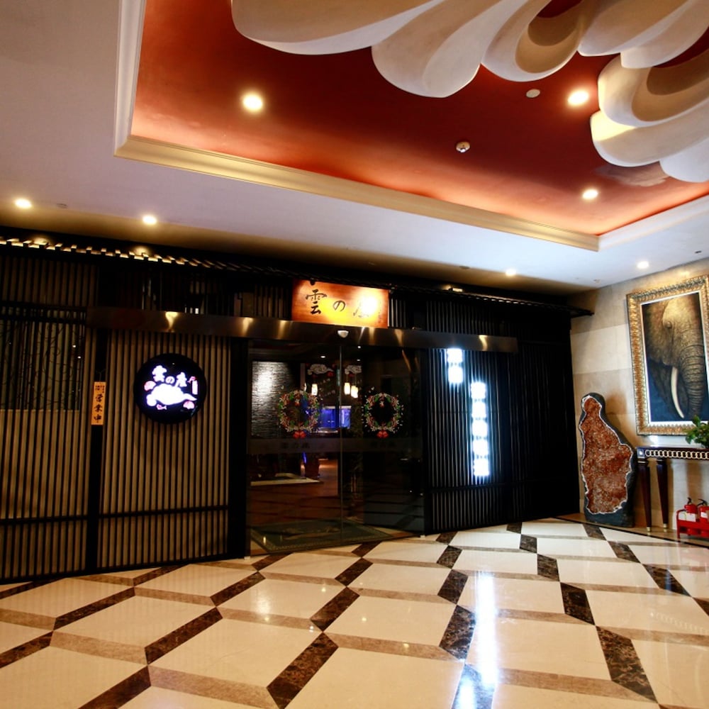 Фото Golden Ocean Hotel