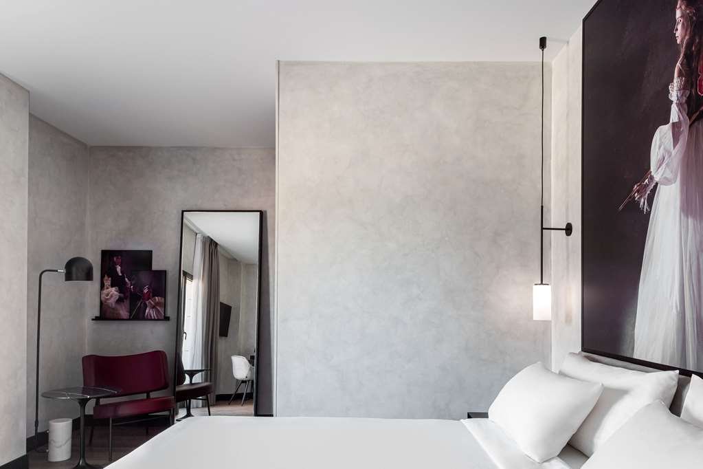 Фото Radisson Red Madrid