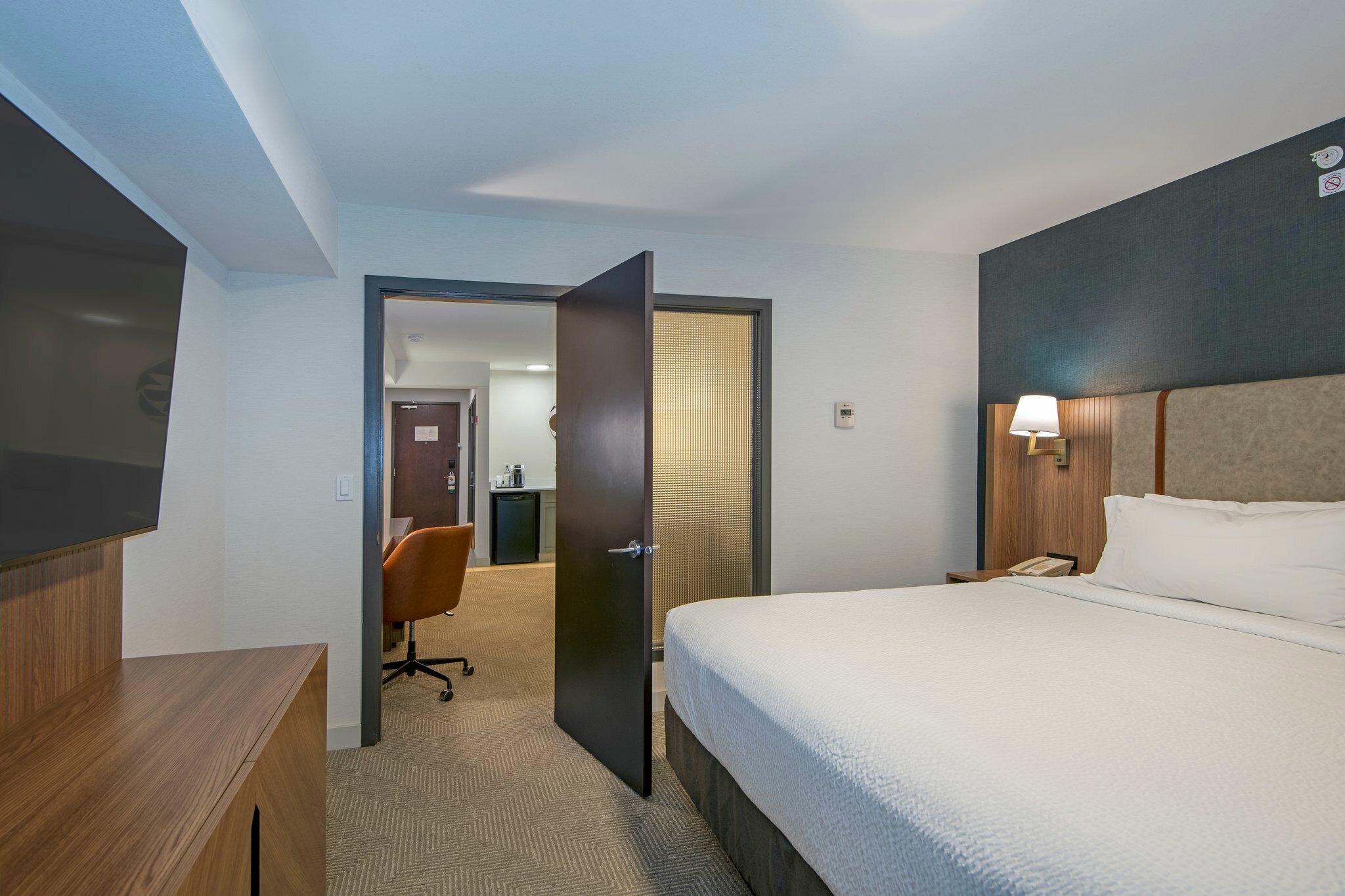 Фото Holiday Inn Hotel and Suites-Kamloops