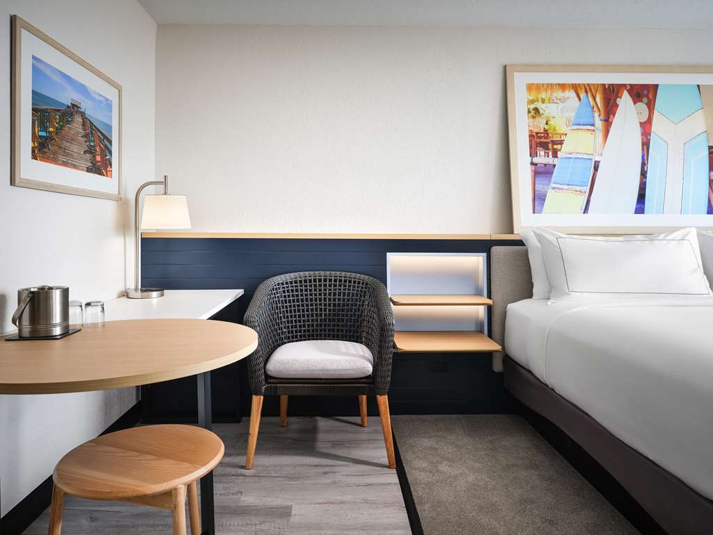 Фото Hilton Garden Inn Cocoa Beach Oceanfront