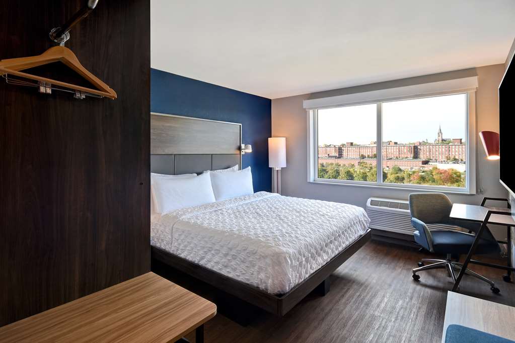 Фото Tru by Hilton Manchester Downtown