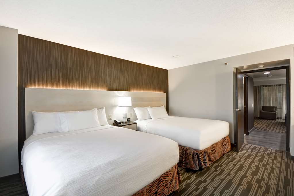 Фото Embassy Suites Hotel Charlotte