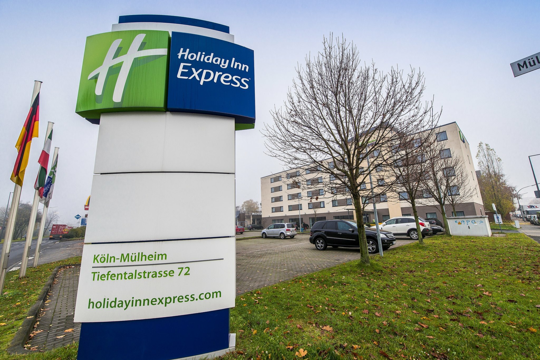 Фото Holiday Inn Express Cologne Mulheim