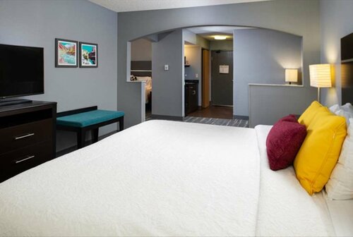 Гостиница Hampton Inn Glenwood Springs в Гленвуд Спрингс