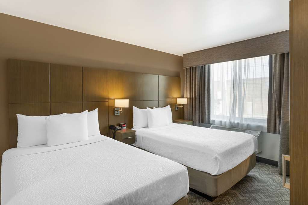 Фото Best Western Brooklyn-Coney Island Inn