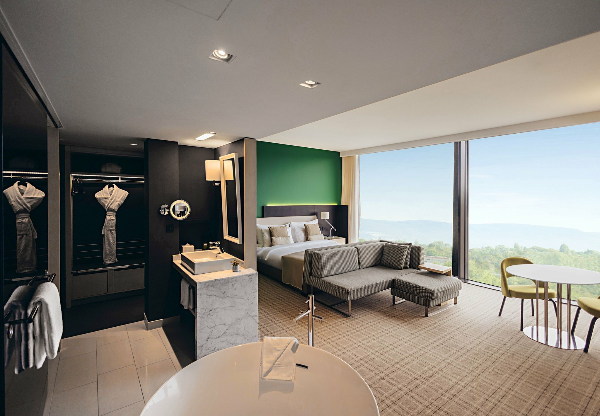 Фото Crowne Plaza Geneva by IHG