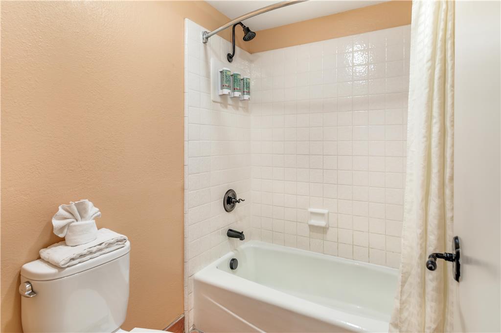 Фото Best Western Rose Garden Inn