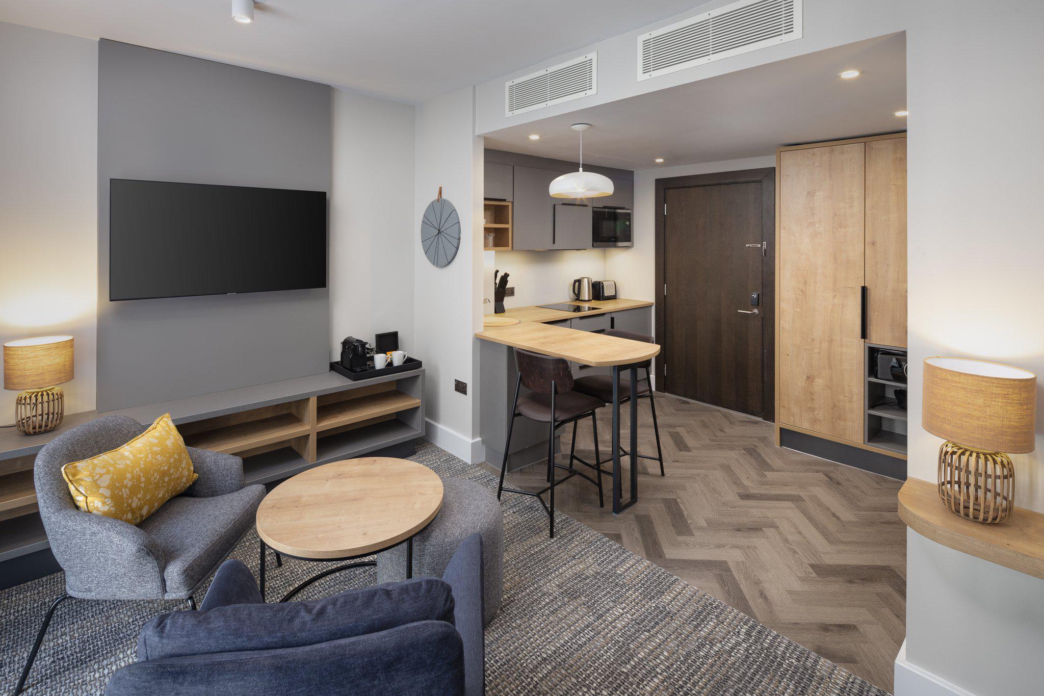 Фото Staybridge Suites London - Vauxhall, an Ihg Hotel