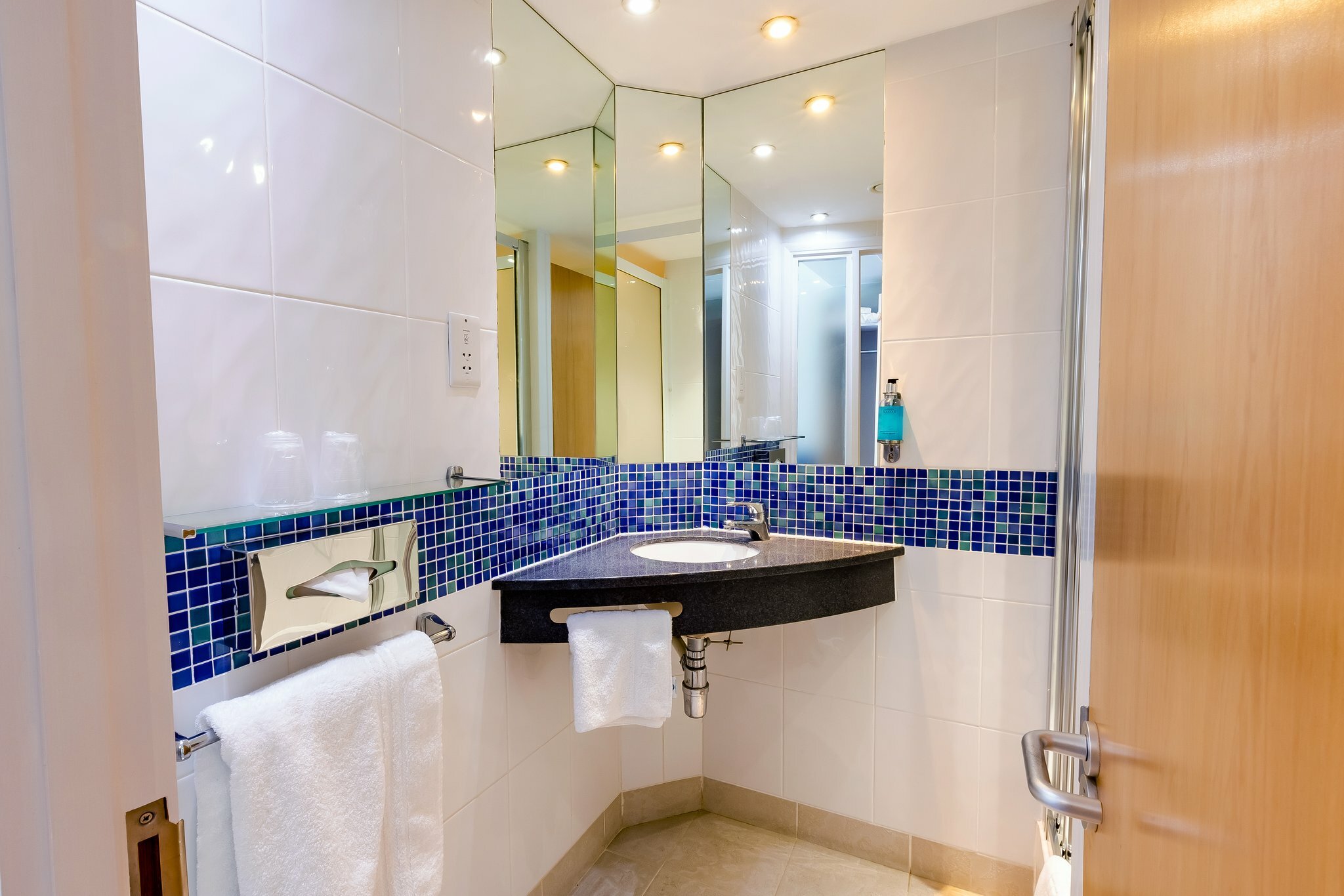 Фото Holiday Inn Express Norwich, an Ihg Hotel