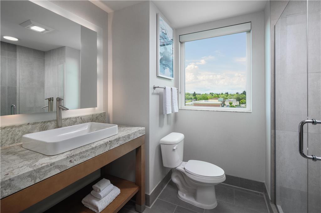 Фото Best Western Premier Hotel at Fisher's Landing