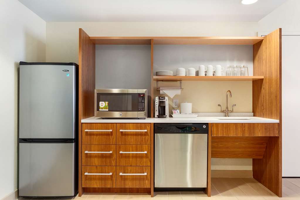 Фото Home2 Suites by Hilton Fargo, Nd