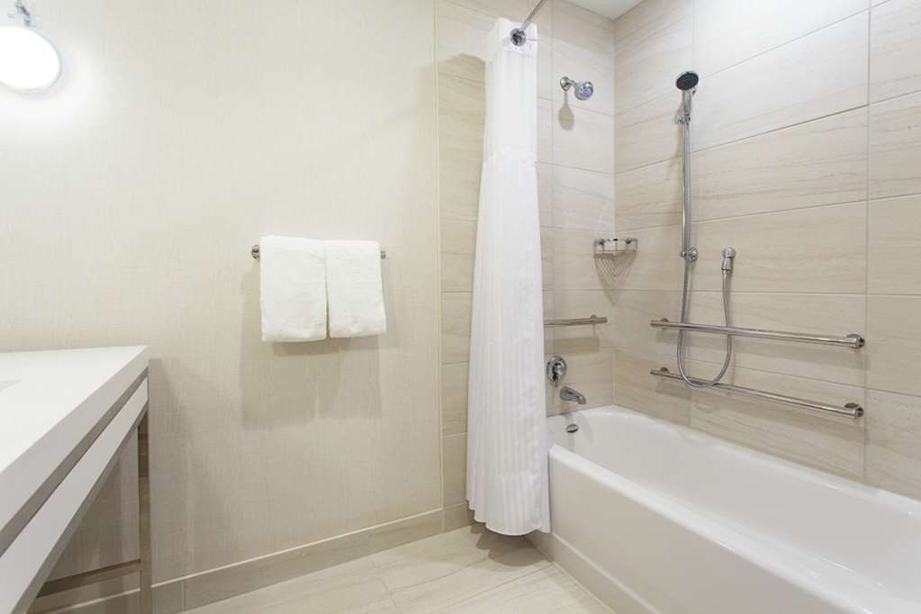 Фото Hilton Garden Inn Rochester/University & Medical Center